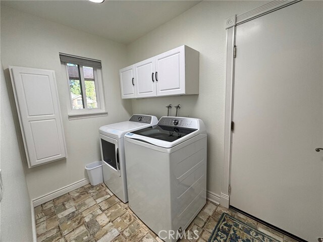 Building Photo - 1200 Goldenview Dr