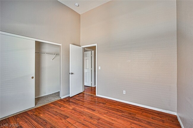 Building Photo - 5125 W Reno Ave