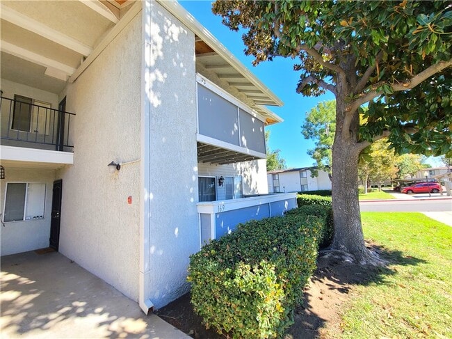 Building Photo - 26200 Redlands Blvd
