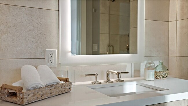 Building Photo - 1722 6th St NW