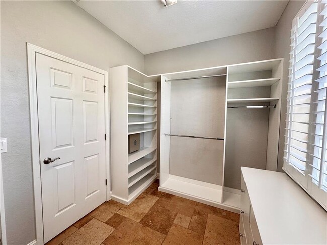 Building Photo - 27130 Firebush Dr