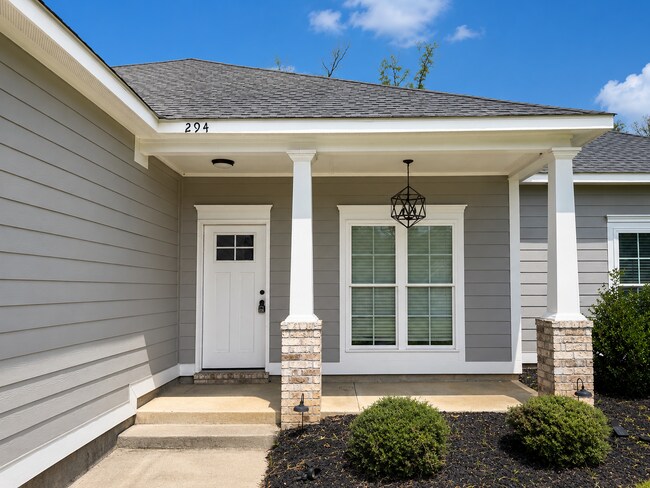Building Photo - 294 Buck Run Dr W