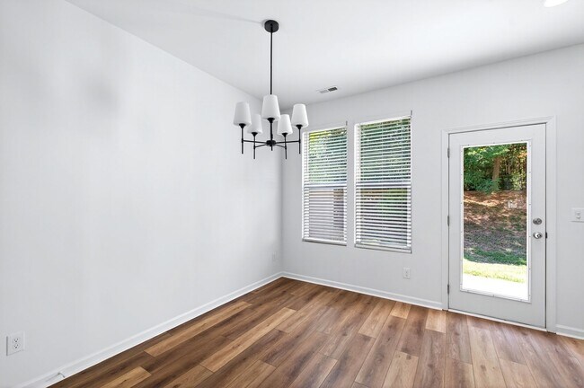 Building Photo - 4509 Middletown Dr