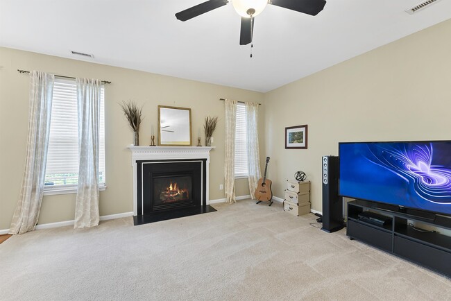 Building Photo - 5524 Running Fox Ln