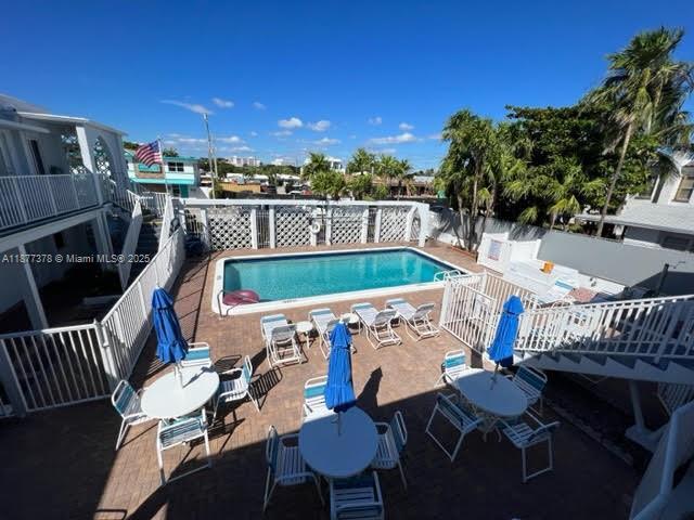 Building Photo - 4228 N Ocean Dr
