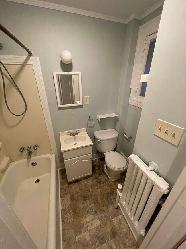 Building Photo - 2917 N Calvert St