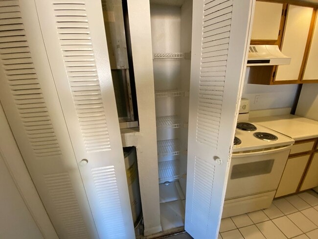 Building Photo - 5701 Gatlin Ave