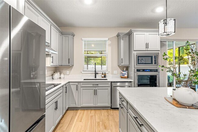 Building Photo - 2060 Canopy Ter Blvd