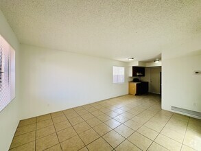 Building Photo - $450 OFF Move In Special! 2 Bedroom with W...