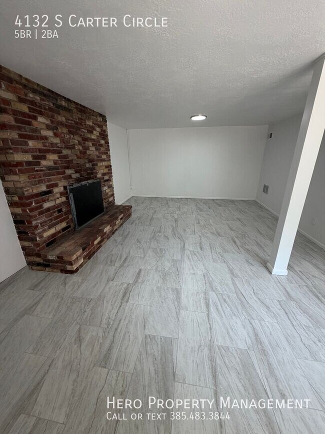 Building Photo - 4132 S Carter Cir