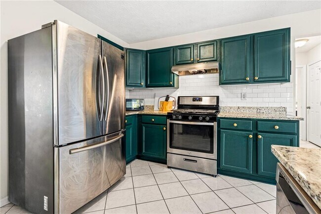 Building Photo - 2034 Locksley Terrace