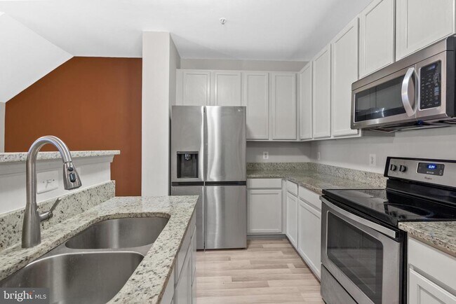 Building Photo - 5095 Anchorstone Dr