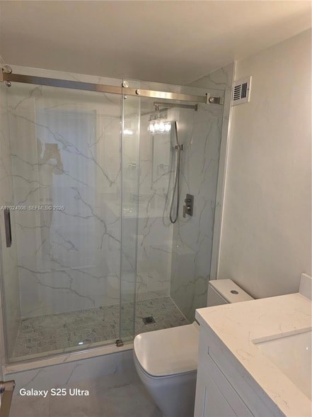 Building Photo - 3725 S Ocean Dr
