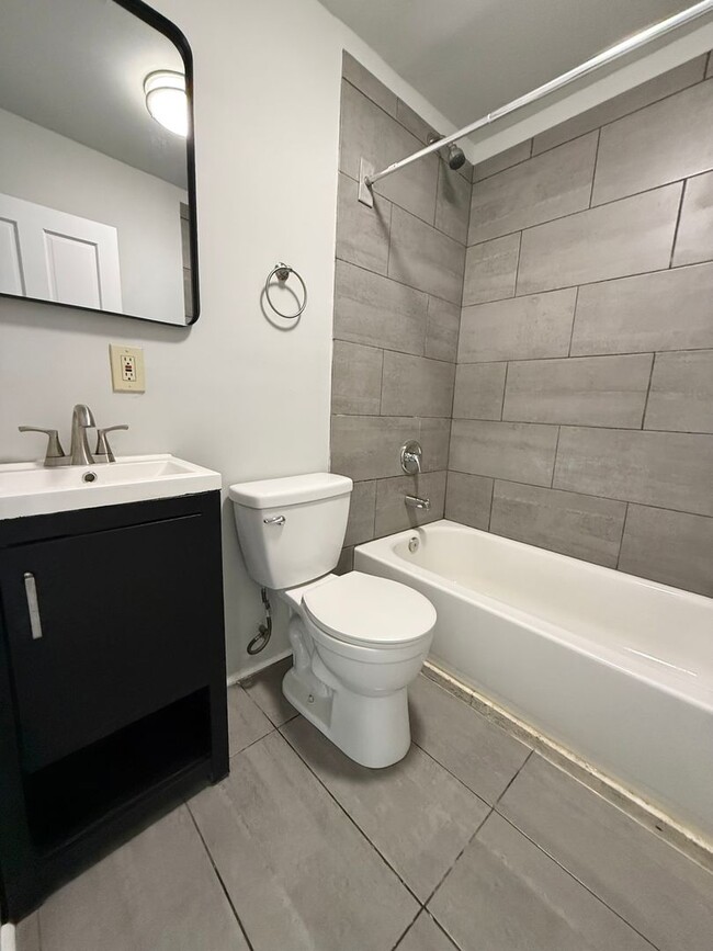 Building Photo - Totally renovated! Close to the F.C. Stadium! Over the Rhine!