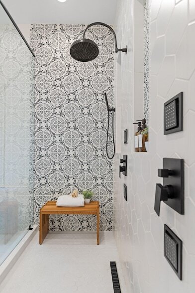 Building Photo - 1103 Centennial Dr