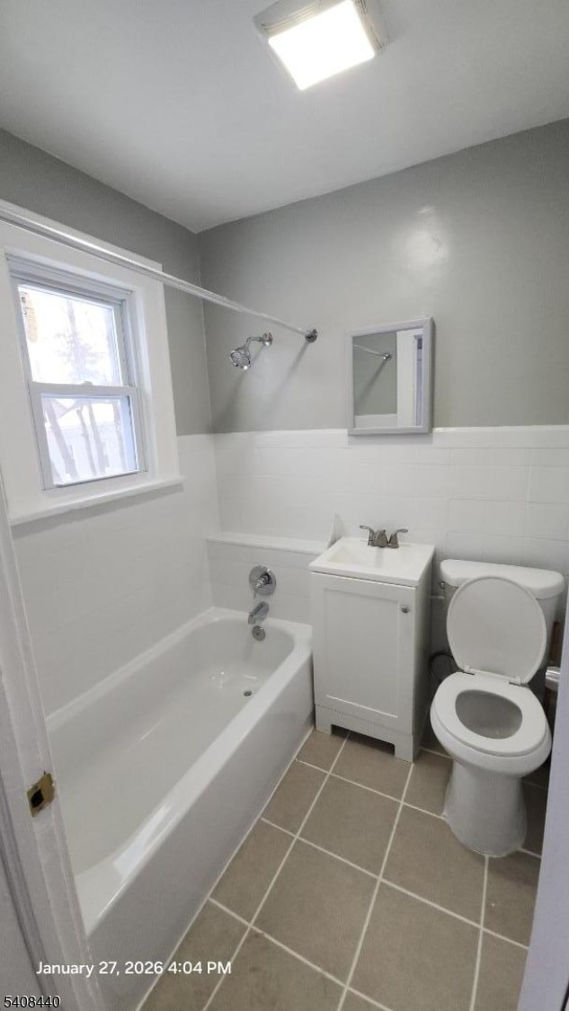 Building Photo - 178 Vassar Ave