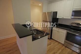 Building Photo - 1 bedroom in Cambridge MA 02138