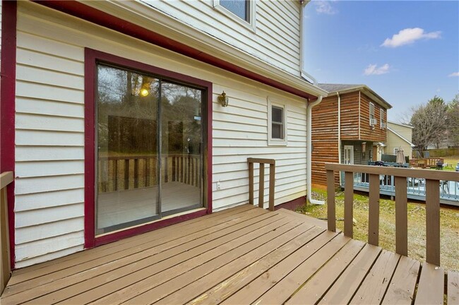 Building Photo - 805 Arbor Hill Dr