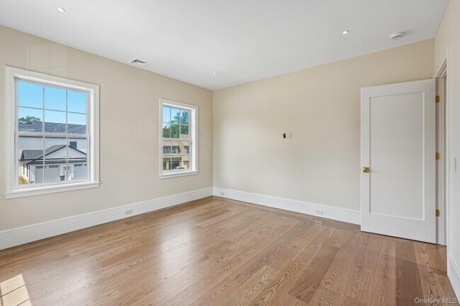 Building Photo - 1707 Marie Ln