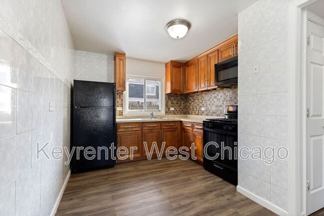 Building Photo - 1533 McKool Ave