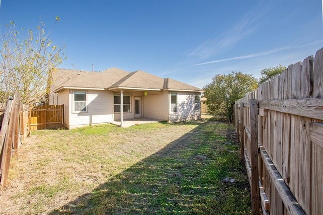 Building Photo - 236 Caddis Cv