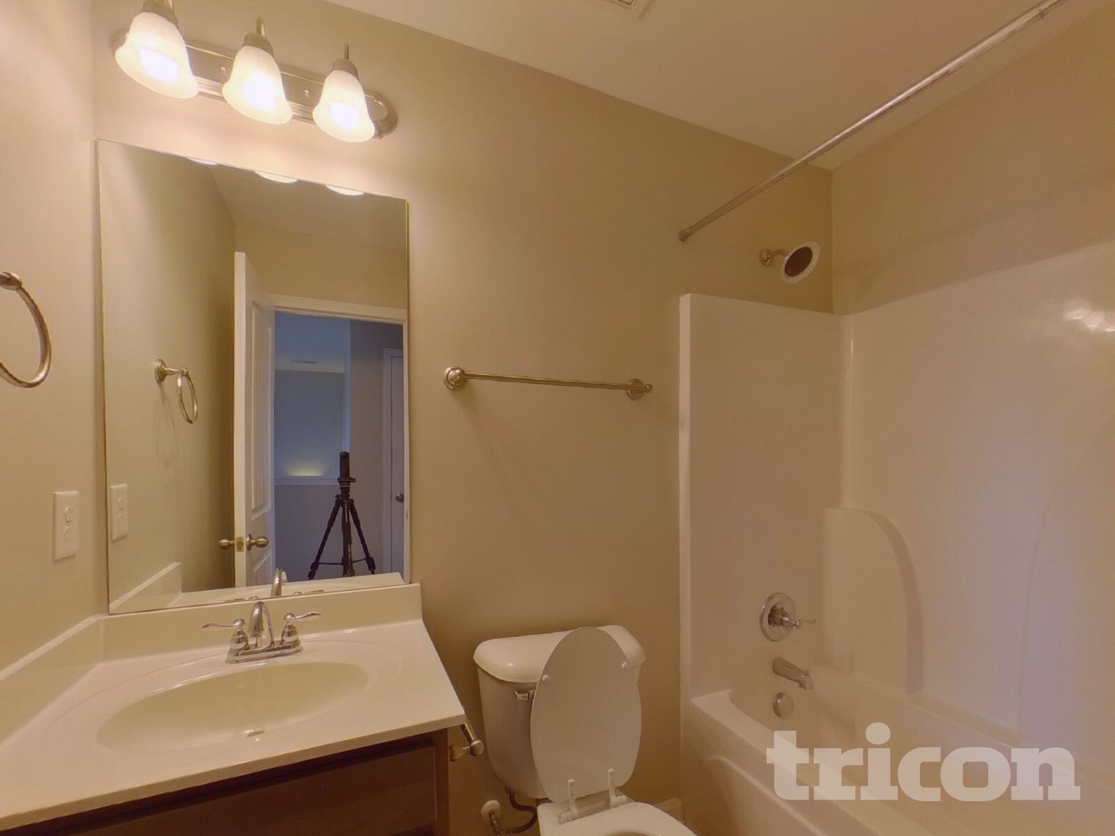 Building Photo - 920 Beverly Ct