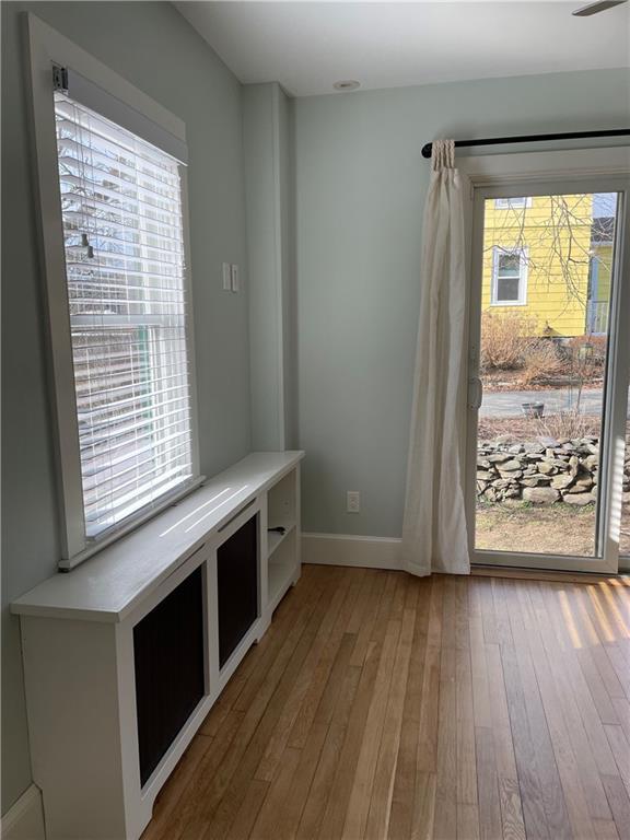 Building Photo - 102 3rd Beach Rd