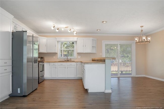 Building Photo - 1939 Shiloh Dr