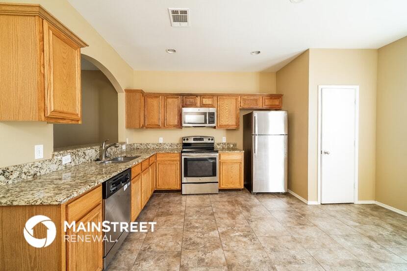 Building Photo - 2109 Shane Ave