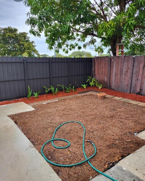 Building Photo - 19435 NW 53rd Ct