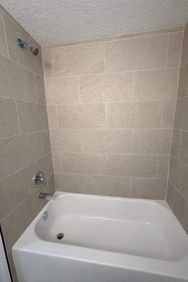 Building Photo - Fully Renovated 2BR with Large Backyard