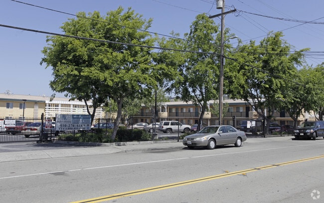 Building Photo - The Manzanita