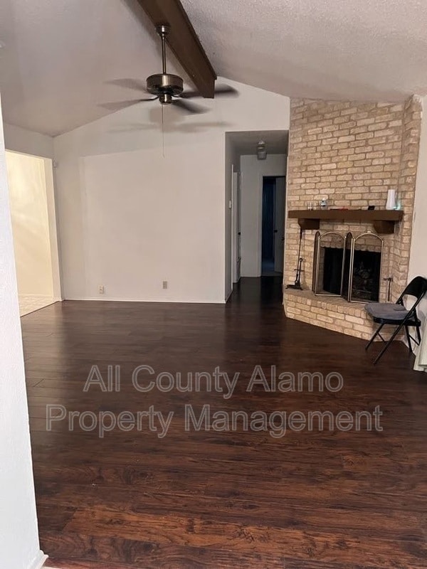 Building Photo - 7558 Ledgebrook Dr