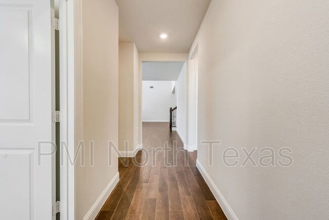 Building Photo - 6013 Wildflower Wy