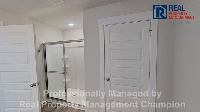 Building Photo - New Construction 4 BD/2.5 BA Home in Leland