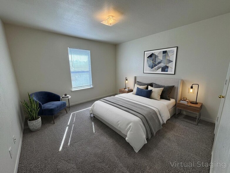 Building Photo - 1003 Circle M Dr