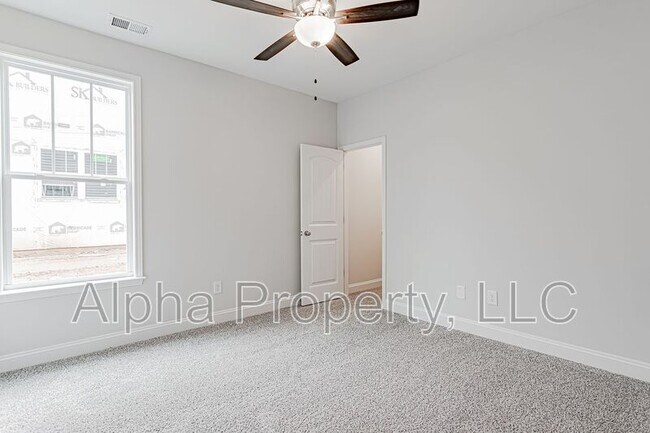 Building Photo - 73 Tannery Dr