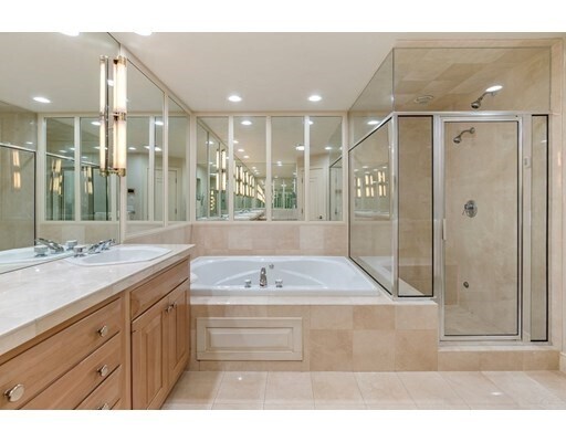 Building Photo - 29 Glen Oak Dr