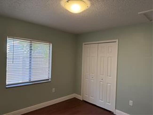 Building Photo - Single Family Home in Mount Dora