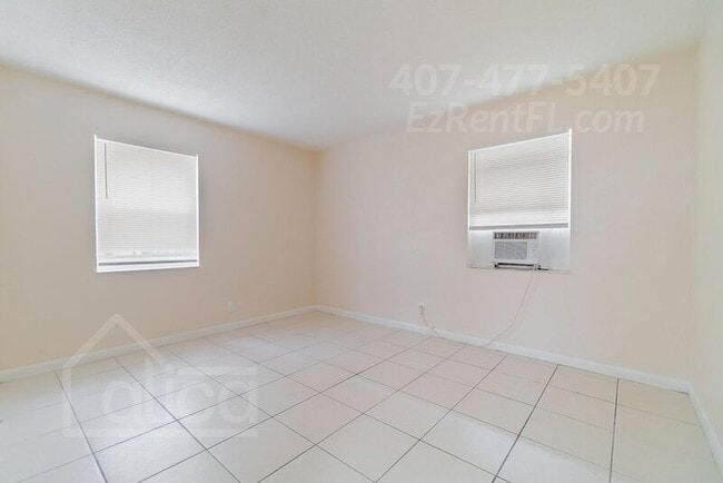 Building Photo - 623 9th St