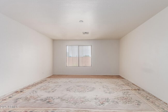 Building Photo - 608 W Rattlesnake Pl