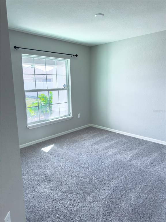 Building Photo - 4339 Swan St