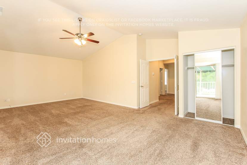 Building Photo - 5795 W Wethersfield Dr