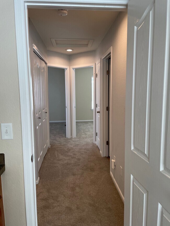 Building Photo - 5505 Abbeywood Cir