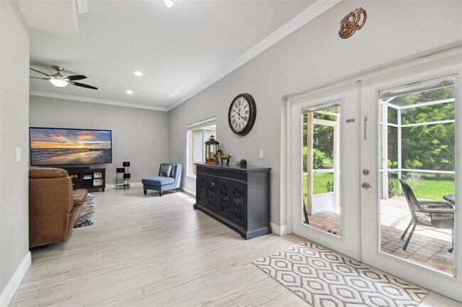 Building Photo - 19426 Sandy Springs Cir