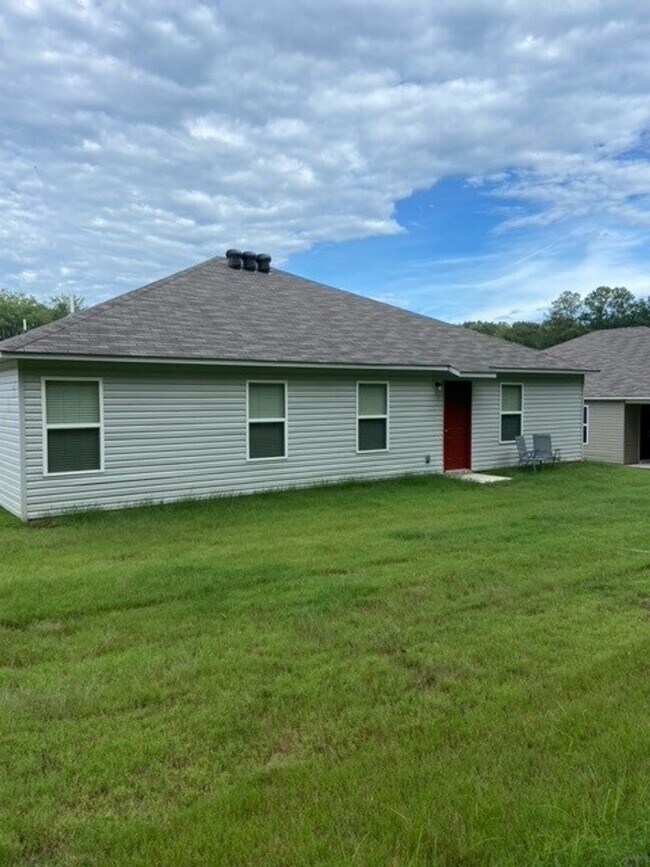 Building Photo - 3264 Sidell Estates Rd