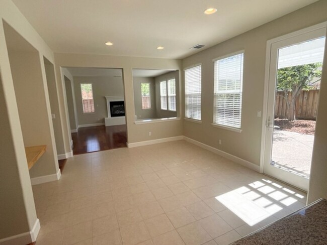 Building Photo - San Ramon 5 Bed/4.5 Bath Windemere Ranch L...