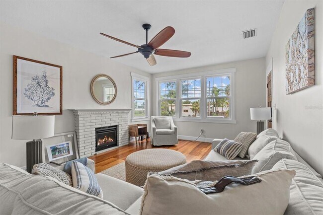 Building Photo - 309 Lebeau St