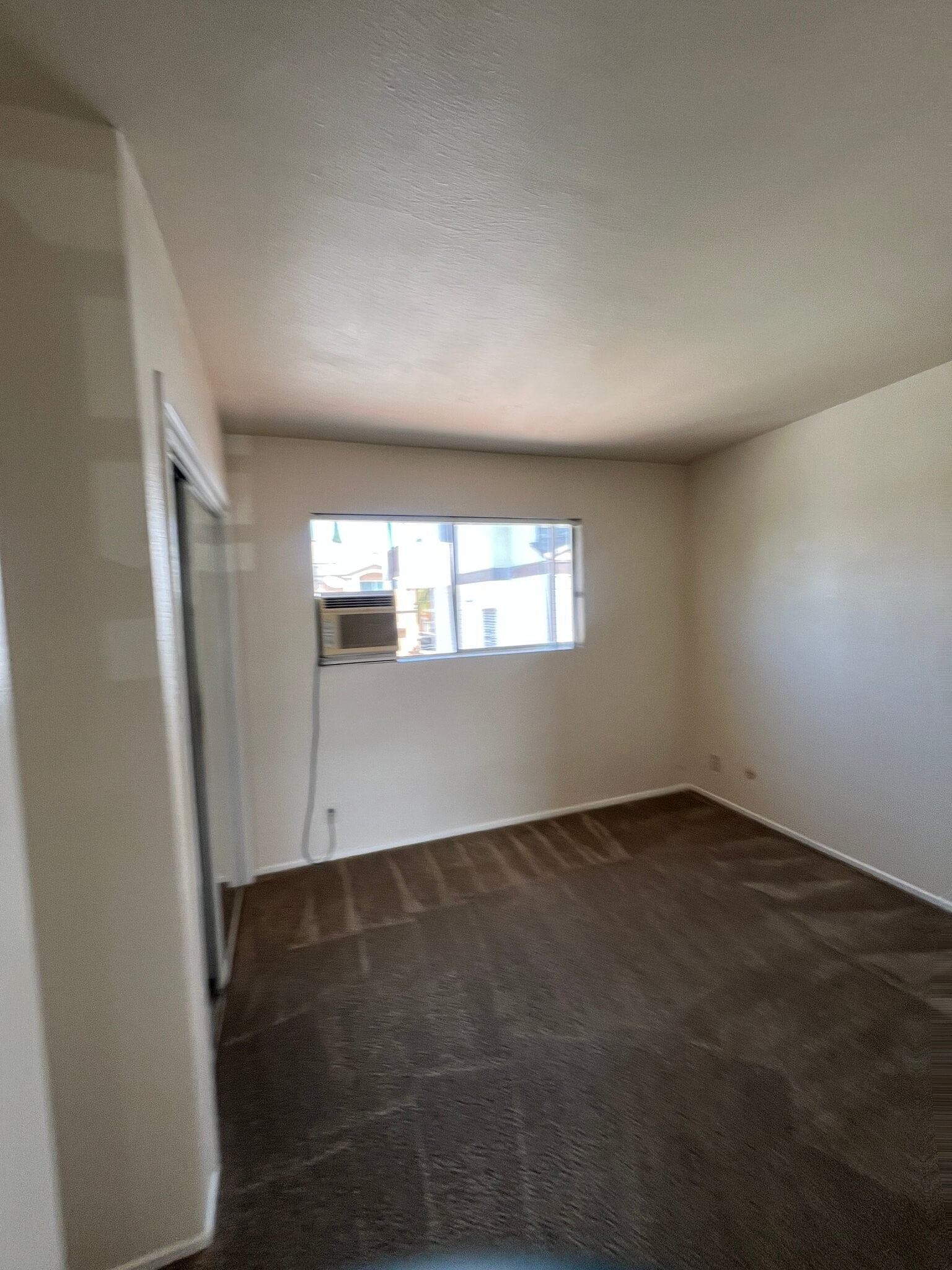 Building Photo - 5822 Kingman Ave