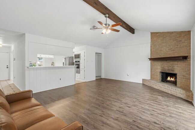 Building Photo - 1663 Chilton Ln